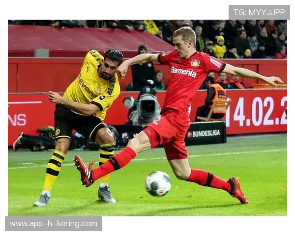 多特蒙德中路突击频繁致使防守溃散