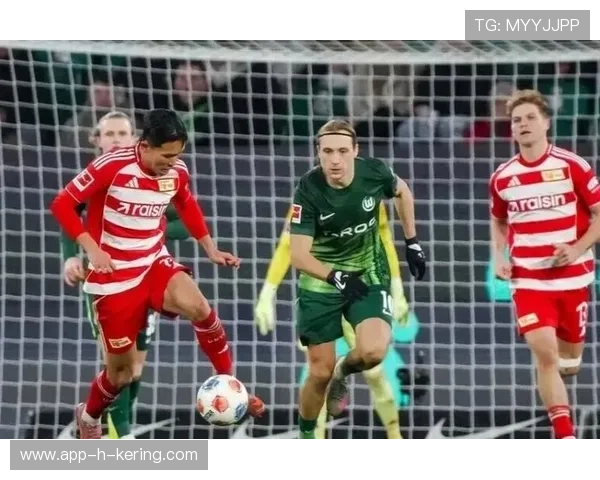 德甲莱比锡替补点射建功，主场气氛达顶峰