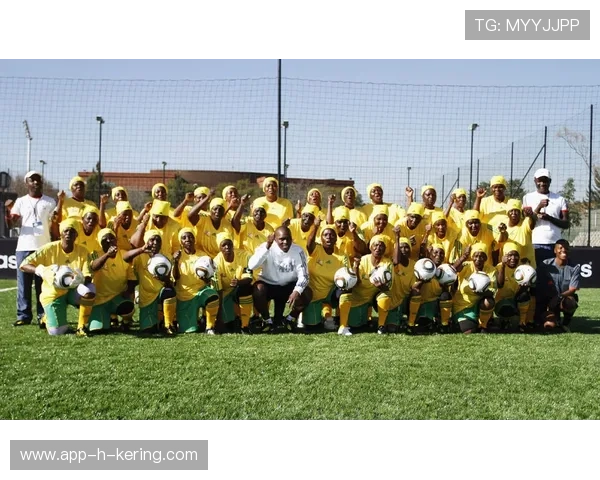 “南非羚羊队训练营亮点:萨尔·巴赫展现顶级技能” “南非羚羊队训练营亮点:萨尔·巴赫展现顶级技能”