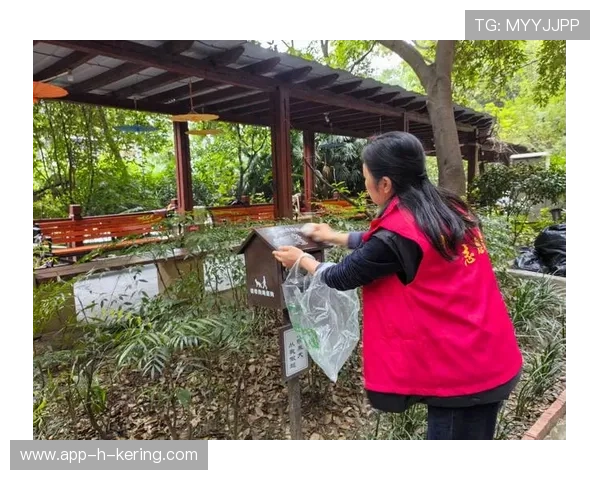 球员赛后参与社区服务活动传递积极社会影响力(133 ) 球员赛后参与社区服务活动传递积极社会影响力(133 )